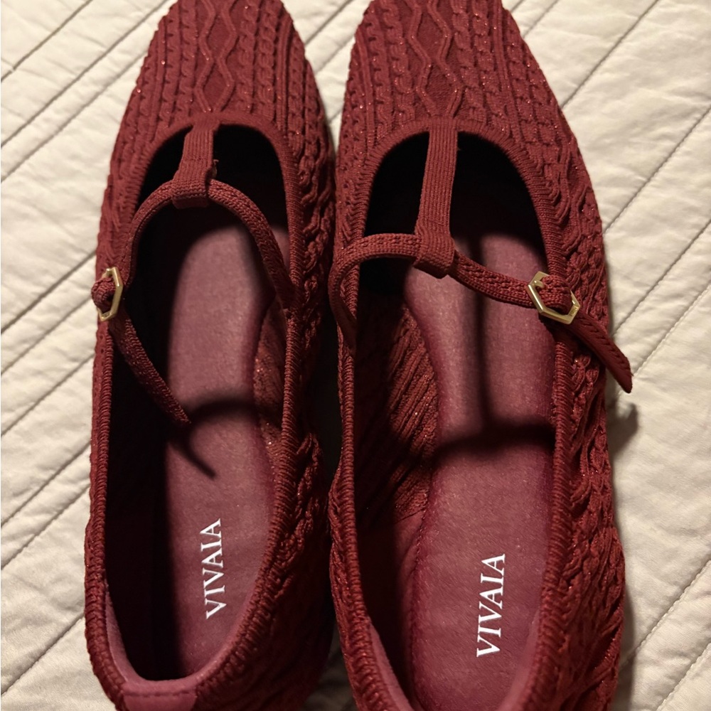 VIVAIA Women's Burgundy Knit Mary Jane Flats